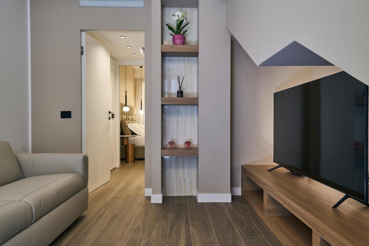 Luxury & Central Apartment Милано Екстериор снимка